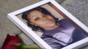 Ex Louisville Officers Charged in Breonna Taylor Raid Have Felony Charges