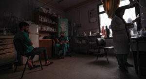 Gaza's Hospitals Struggle in Dark Amid Fuel Shortages and War