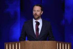 Jason Carter Praises Kamala Harris As A Leader In Jimmy 300x200