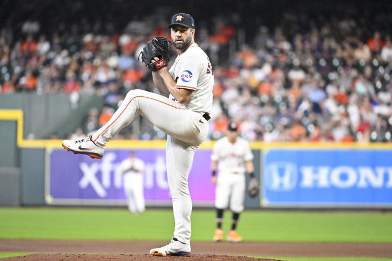 Justin Verlander Returns to Mound for Astros, Throws 5 Innings