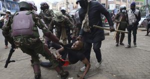 Kenya Protesters Call For President Rutos Resignation Amid Economic Uncertainty 300x158