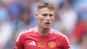 Manchester United Demands Player Initiated Bid for Scott McTominay Amid Transfer