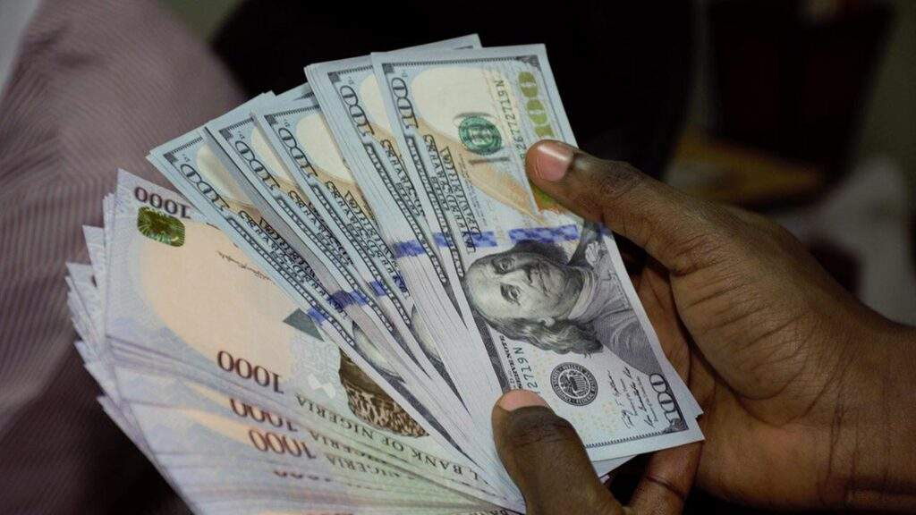 Naira Gains N42.88 Against Dollar Amid CBN's Retail Dutch Auction