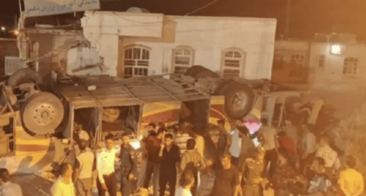 Pakistani Pilgrims Fatal Bus Accident Kills 28 in Iranian Province