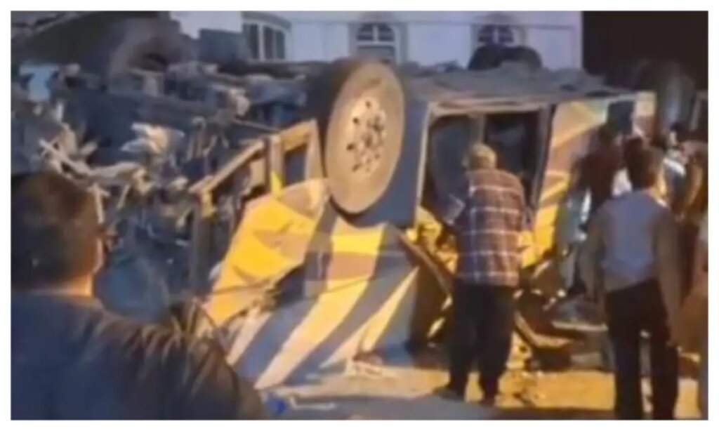 Pakistanis Killed in Bus Crash in Iran's Yazd Province