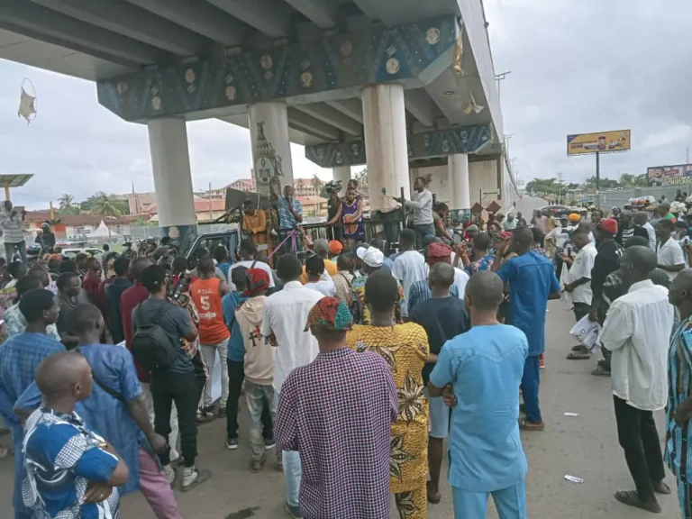 Port Harcourt Protests Continue Peacefully Despite Business Reopenings