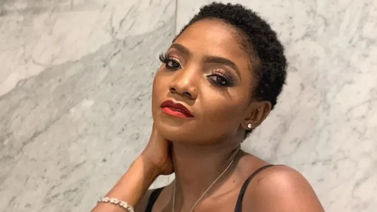 Simi Supports Nationwide Protests Against Hunger and Bad Governance