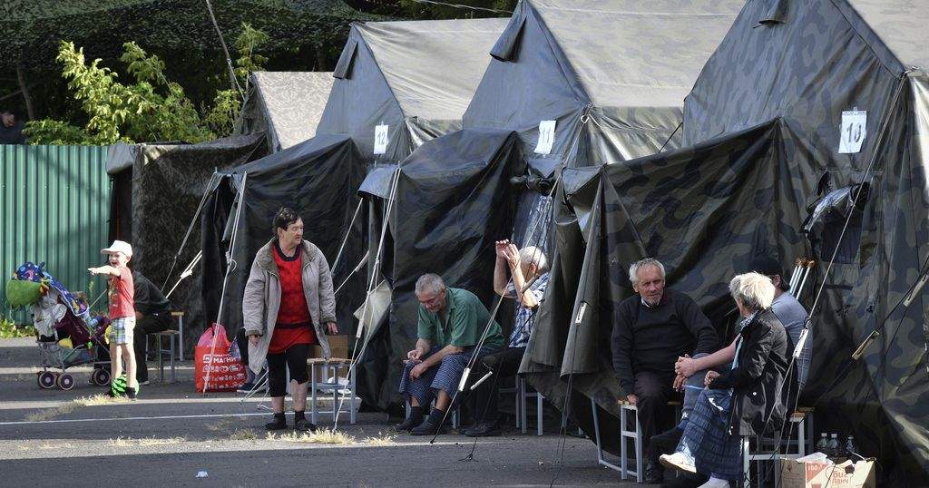 Thousands Evacuated as Ukraine Shells Kursk Region Bordering Ukraine