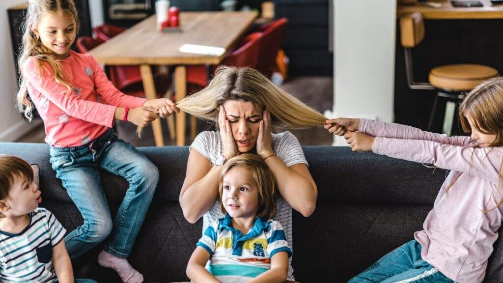 Young People Reject Parents' Pleas for Grandkids Amid Rising Costs