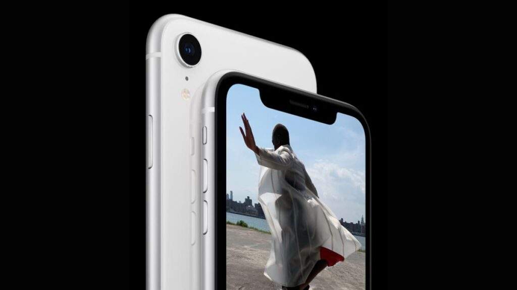 iPhone SE 4: Affordable OLED Display, Upgraded Specs Incoming