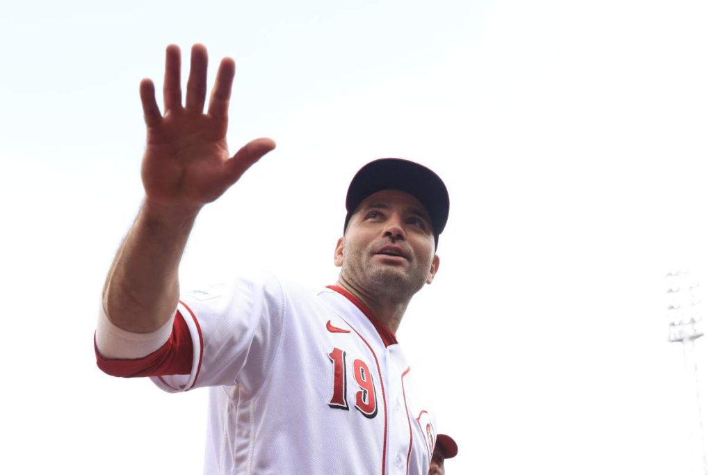 Joey Votto Calls It a Career After 17 Seasons