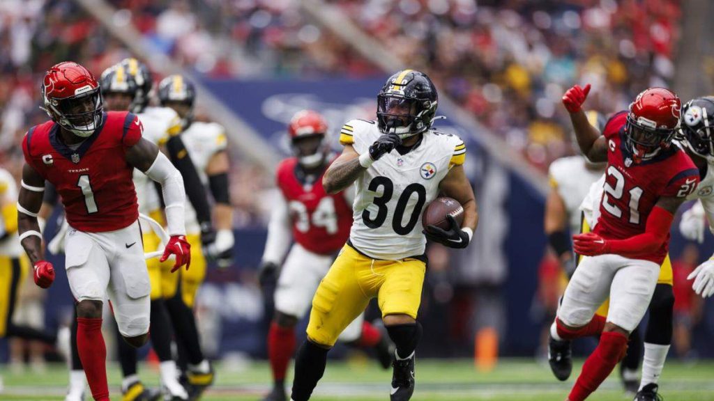 Steelers Face Running Back Crisis with Jaylen Warren Out Multiple