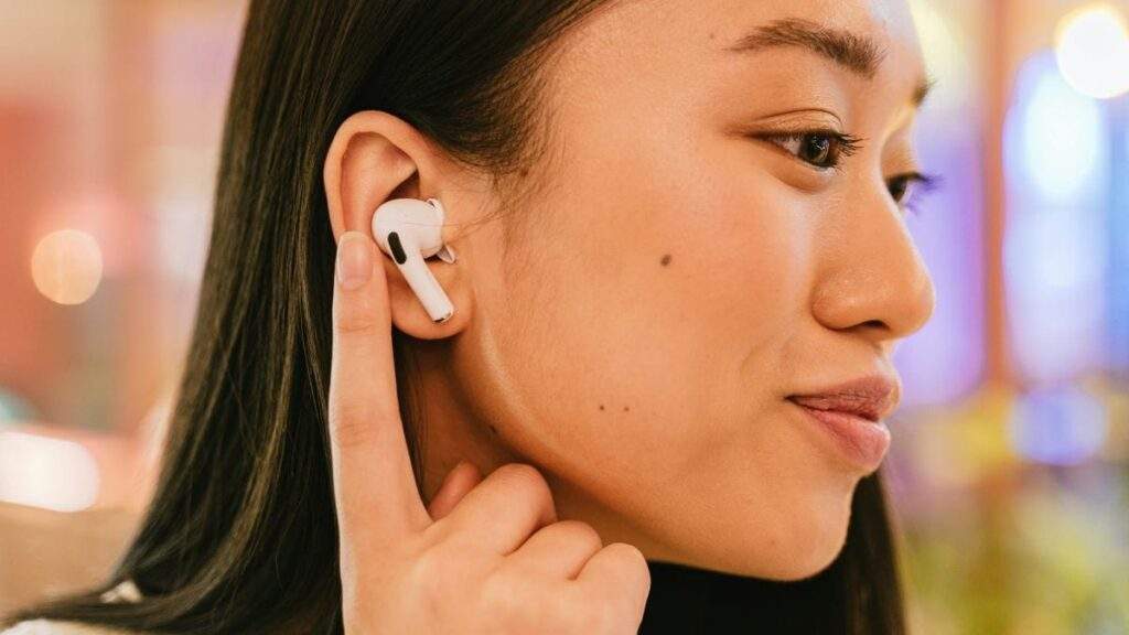 AirPods Pro Becomes 1st OTC Hearing Aid in US with