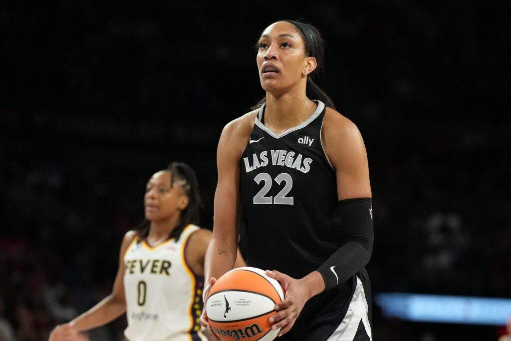 A'ja Wilson shatters single season scoring record