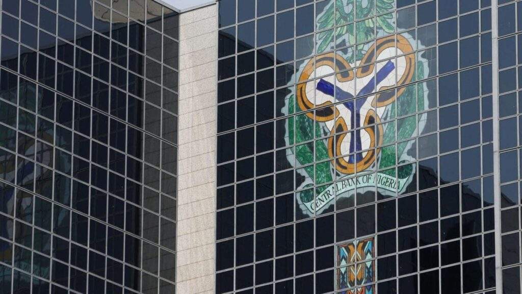 CBN Raises Interest Rate to 2725 Hikes Cash Reserve Ratio
