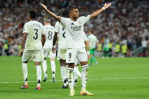 Europes Top Leagues Serve Up Thrilling Fixtures