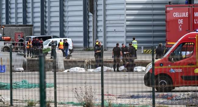 French Migrant Nightmare: At Least 12 Die in Deadly Channel