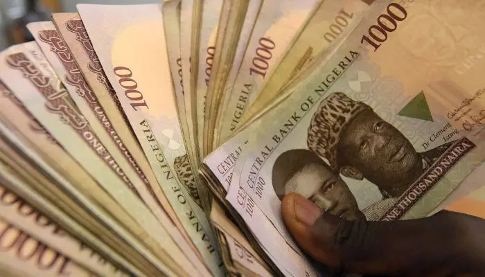 Naira Depreciates to N1639 Per Dollar Amid Central Bank's FX