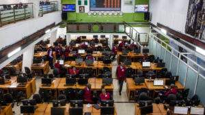 Nigerian Stock Exchange Bounces Back with N45bn Gain