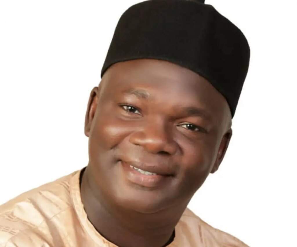 Nigeria's Conservative Party Condemns Fuel Price Hike