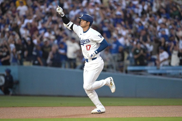 Ohtani Shines on Bobblehead Night: 2 Homers, 2 Stolen Bases,