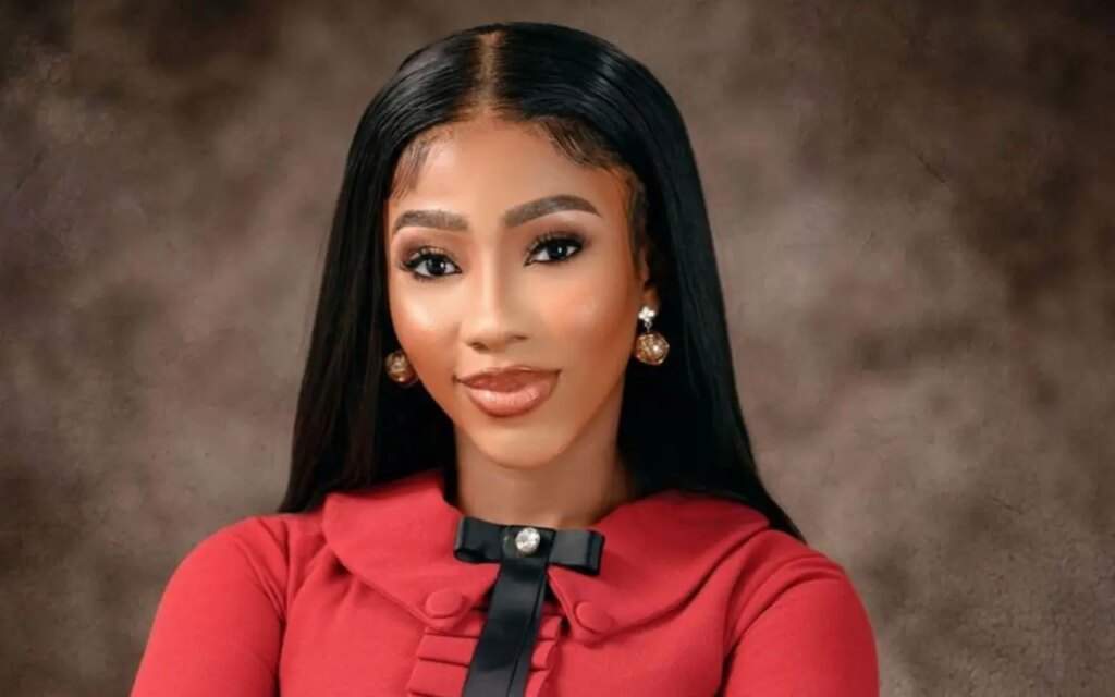 Onyeka labeled a Gold Digger by BBNs Mercy Eke