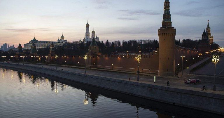 Russia Expels 6 British Diplomats Accused of Spying