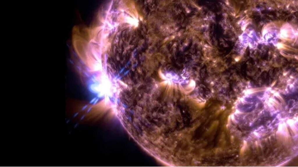 Solar Flares Spark Intense Activity, Chasing Aurora Displays