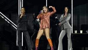 Taylor Swift's 10M followers fuel voter registration surge