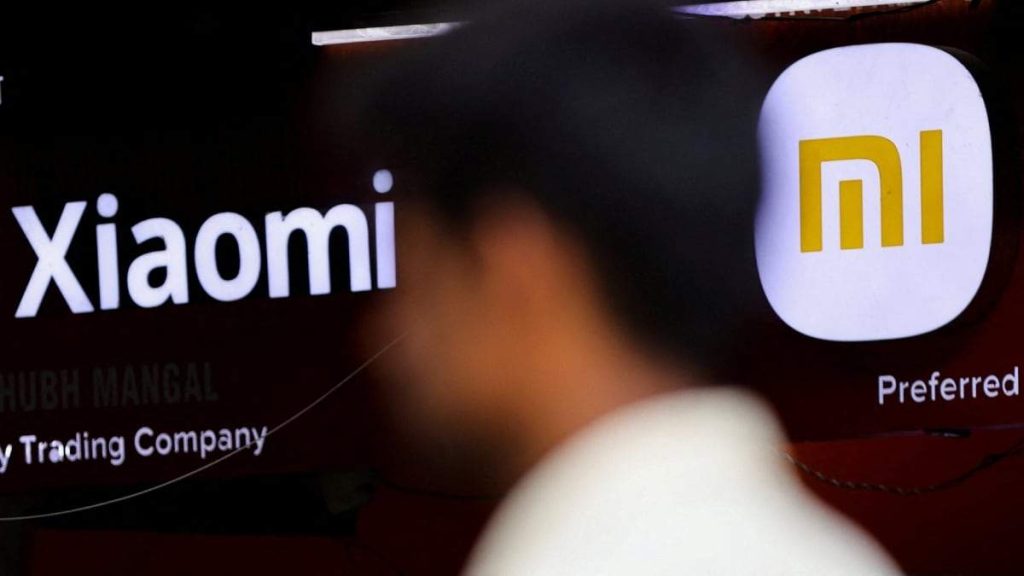 Smartphone Giants Face Antitrust Probe in India