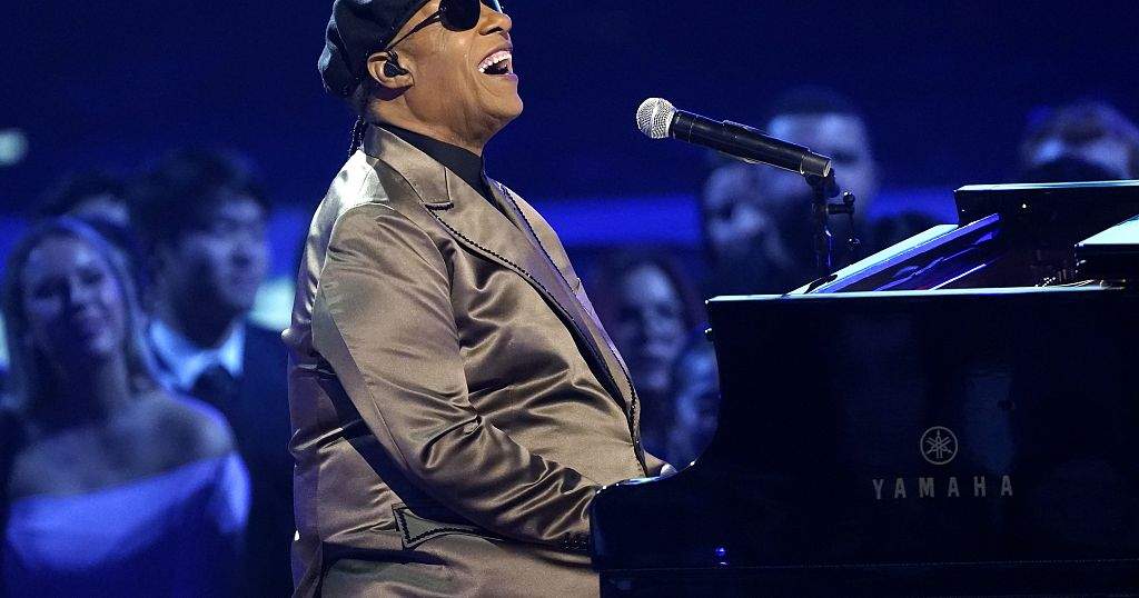 American Music Awards 50th Anniversary: Stars Shine in Genre Spanning Performances