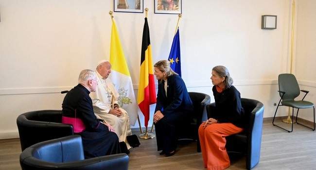 Belgian Prime Minister Condemns Vaticans Pope Francis