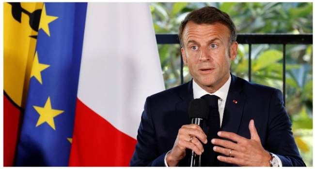France's New Finance Minister Seeks to Reassure EU on Deficit