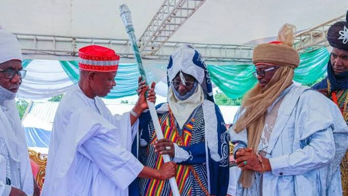Kano State Governor Presents Staff of Office to New Emir