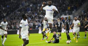 Mbemba's Comeback: Symbolic Gesture or Tactical Move?