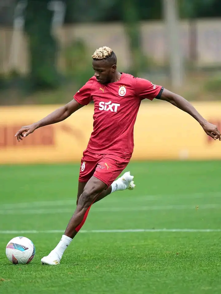 Osimhen Returns to Training for Galatasaray