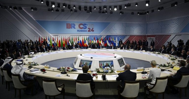 Putin Unveils BRICS Investment Platform, Grain Exchange