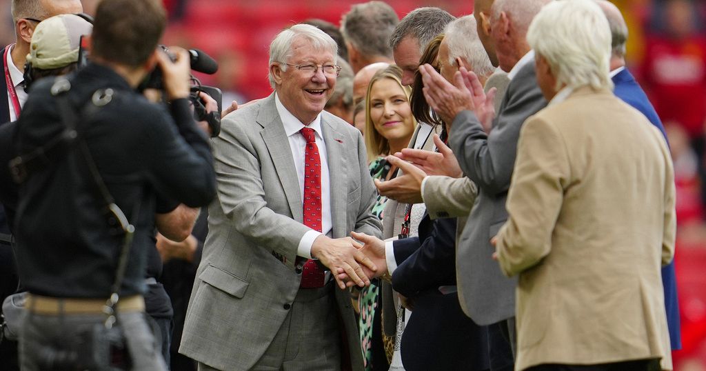 Sir Alex Ferguson to Step Down as Manchester United Ambassador