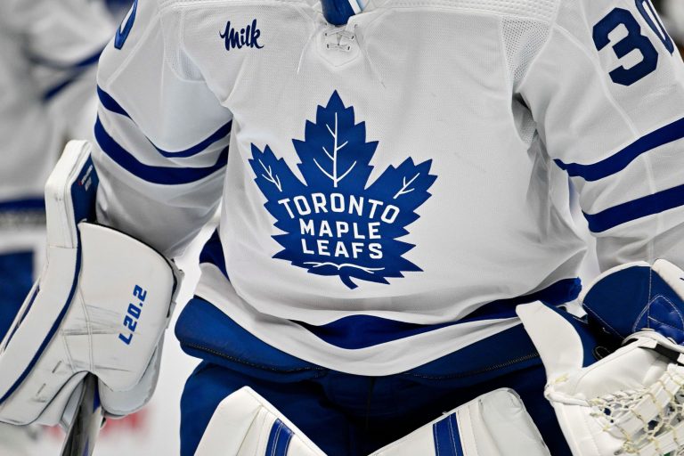 Toronto Maple Leafs' Opening Night Roster: Mixed Reactions Emerge