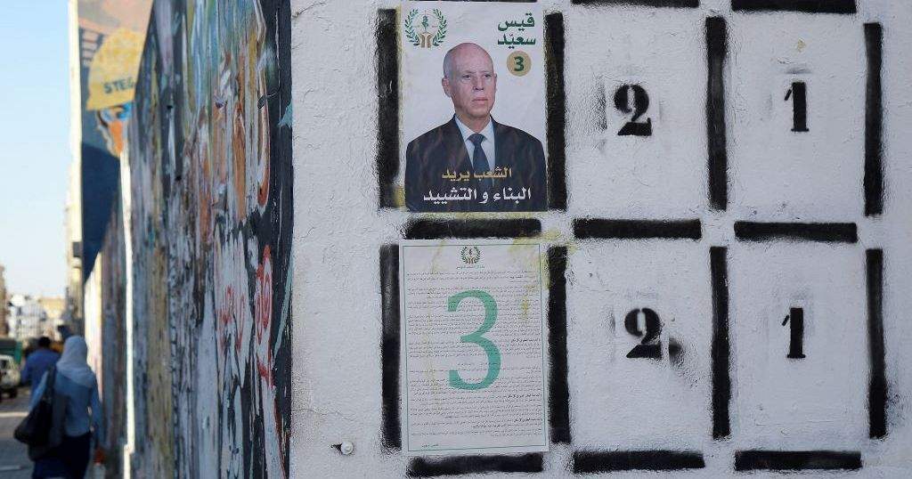 Tunisias Youth Divided on Presidential Election