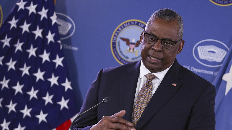 US commits to 'ironclad' nuclear alliance with South Korea