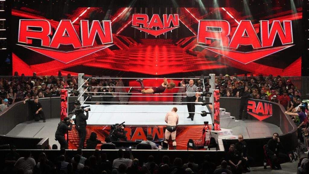What Grabs Mideons ATTENTION on WWE RAW Bad Blood