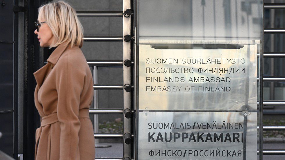 Finnish embassy vandalized in Moscow — RT World News