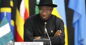 Ex President Jonathan Condoles With Jigawa Governor Over Death Of Mother 300x158