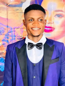 Adeyemi Adewale Osun Footballer Slumped Minutes Before Match End — 225x300