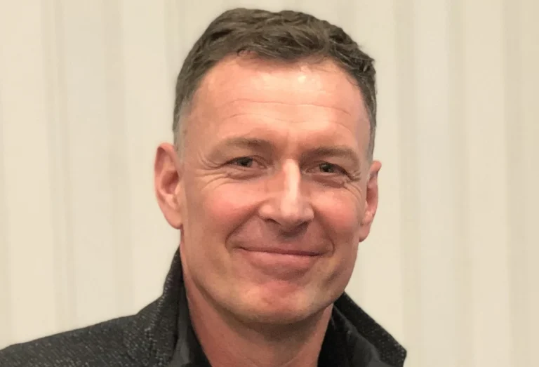 EPL: Chris Sutton predicts Arsenal vs Aston Villa, Chelsea, Man Utd fixtures