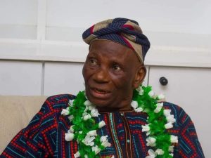 FG Presents N30m To Family Of Late Nigerian Flag Designer 300x225