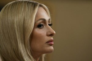 Paris Hilton Among Celebrities To Lose Homes In LA Fires 300x200