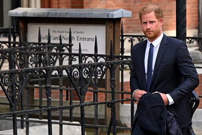 Prince Harry's Battle Against Murdoch UK Tabloids Goes To Trial