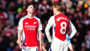 Arsenal's title race over - Merson reacts to West Ham's 1-0 win